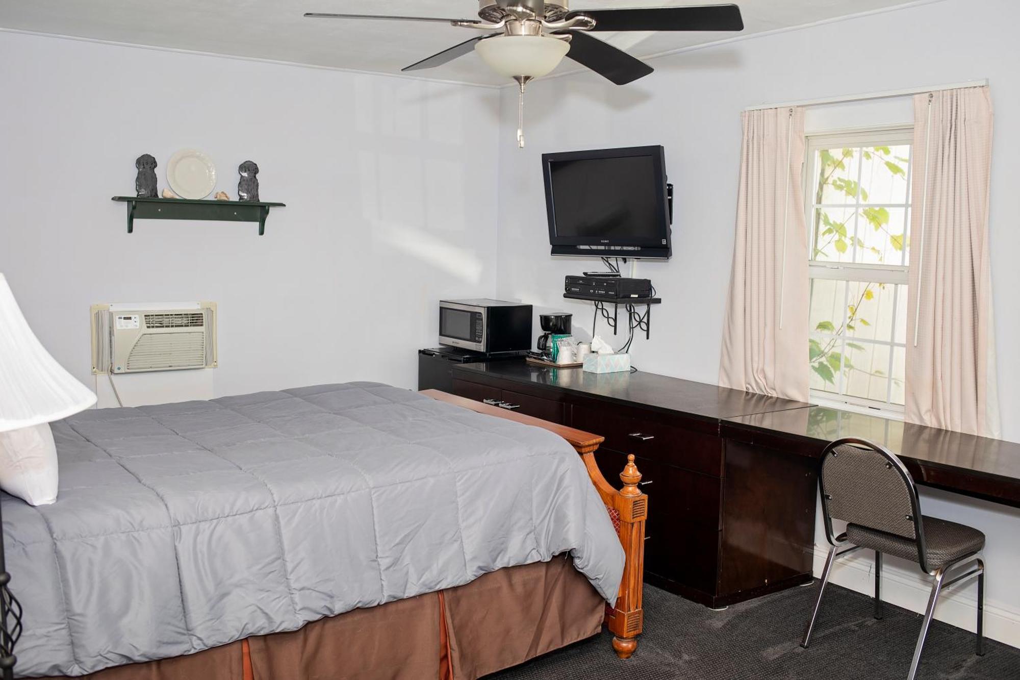 Longhouse Lodge Motel Watkins Glen Dış mekan fotoğraf