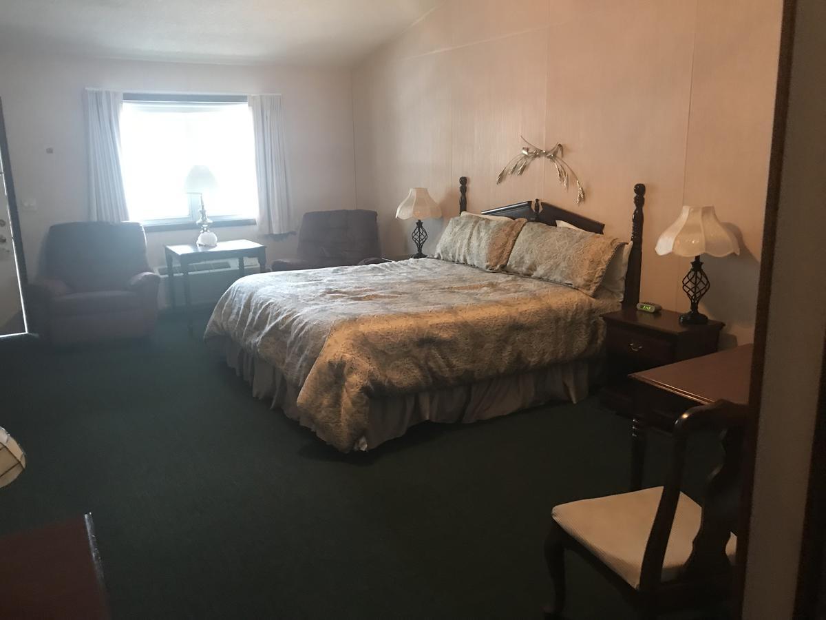 Longhouse Lodge Motel Watkins Glen Dış mekan fotoğraf